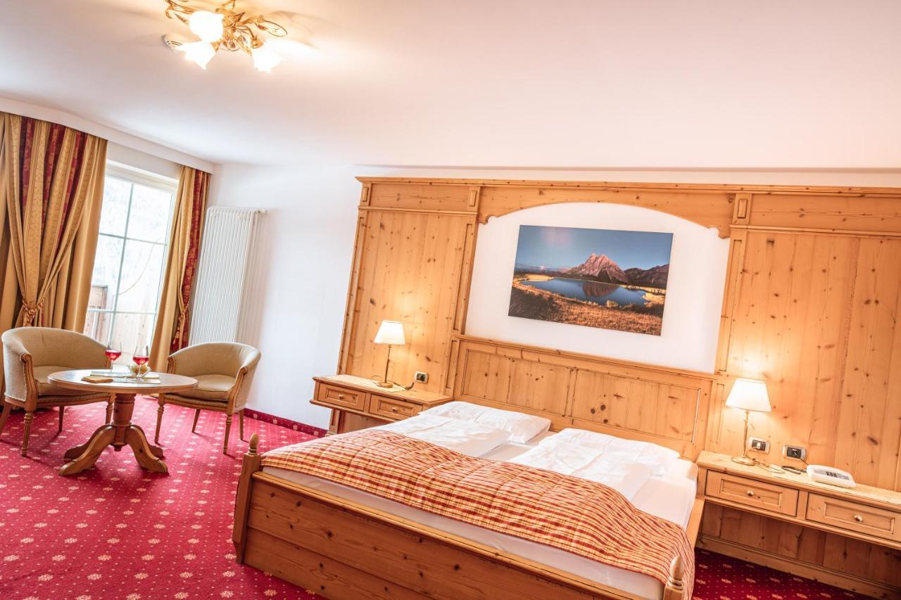 Hotel Scherlin Ortisei Eksteriør billede