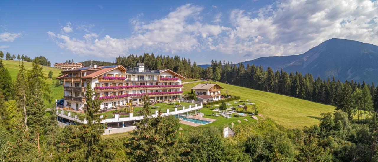 Hotel Scherlin Ortisei Eksteriør billede