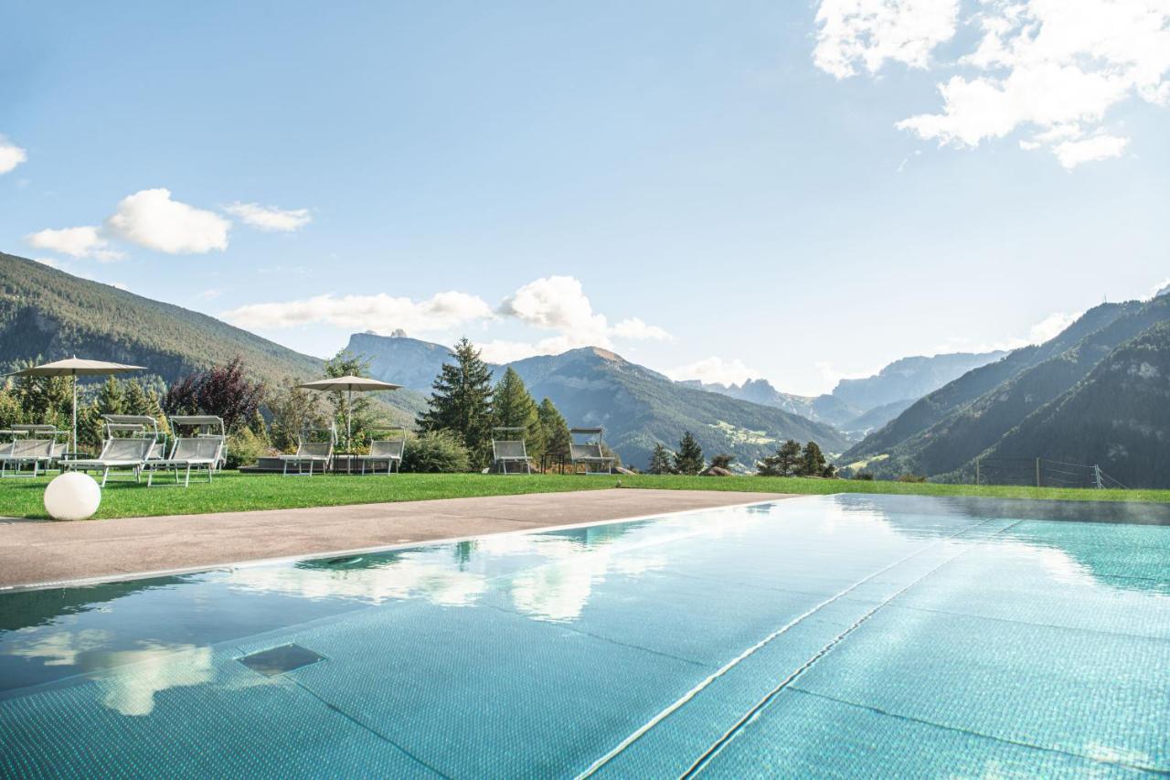 Hotel Scherlin Ortisei Eksteriør billede