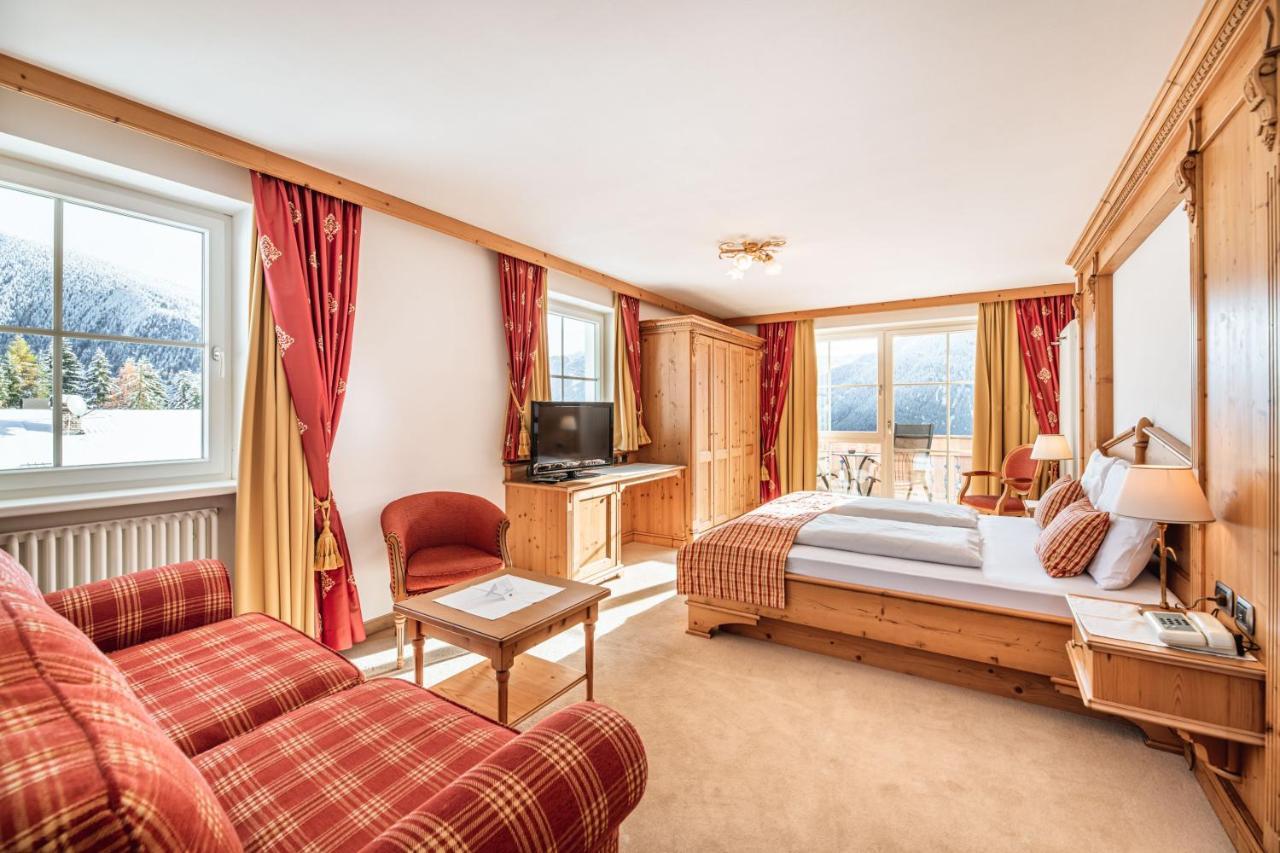 Hotel Scherlin Ortisei Eksteriør billede